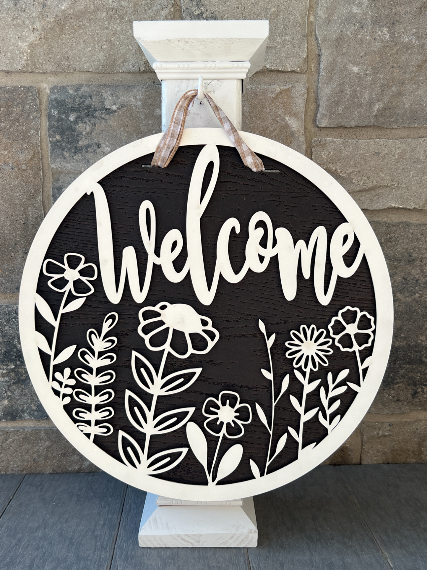 16" Welcome Flowers Door Hanger