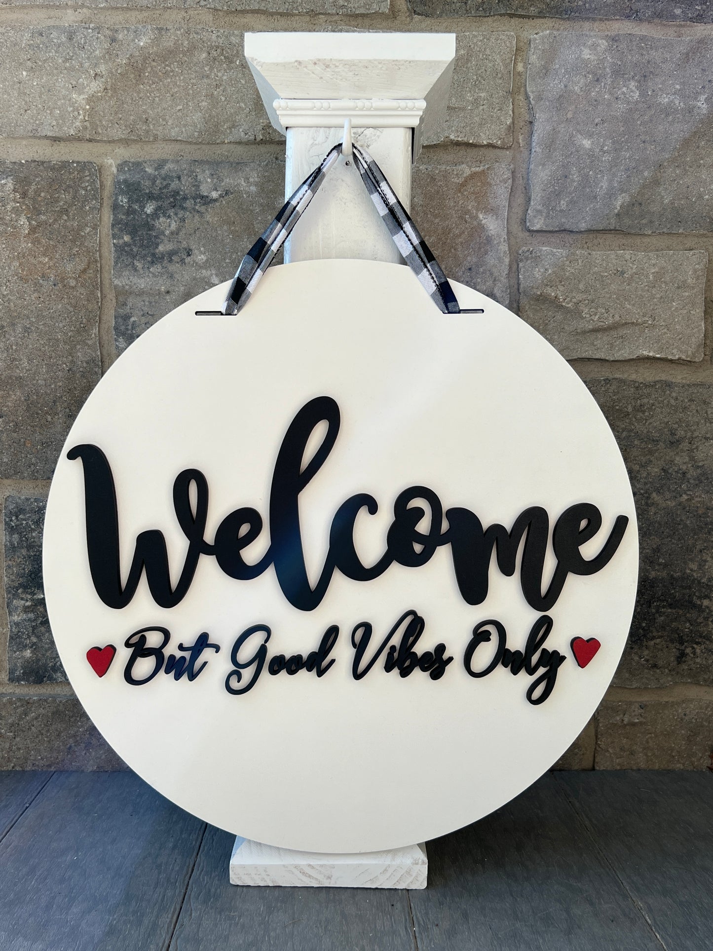 16" White Welcome Good Vibes Only Door Hanger