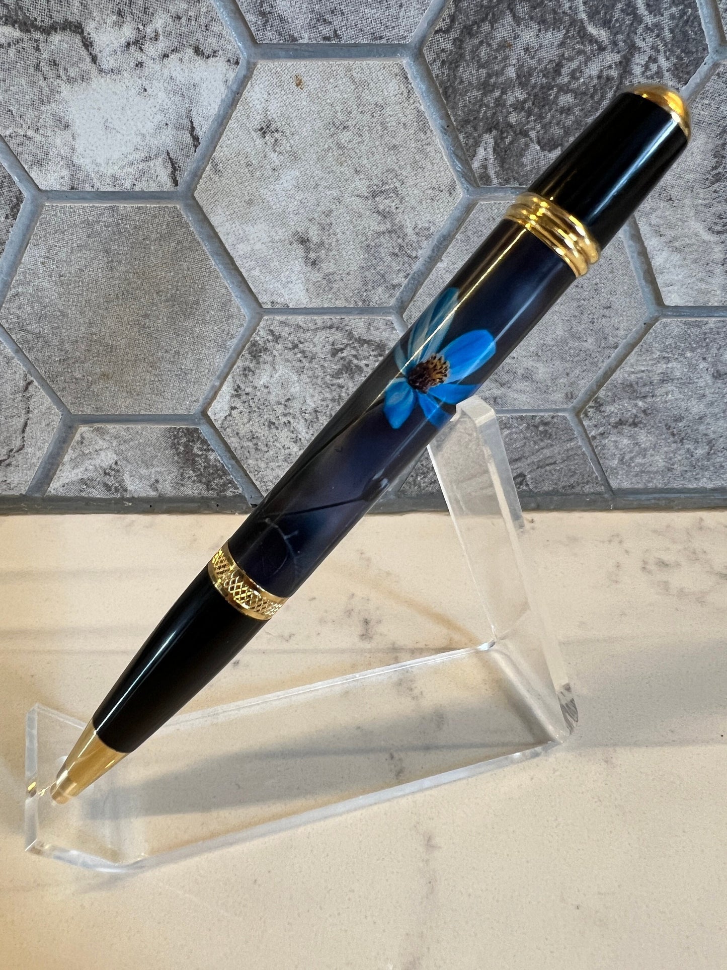 Blue Flower Twist